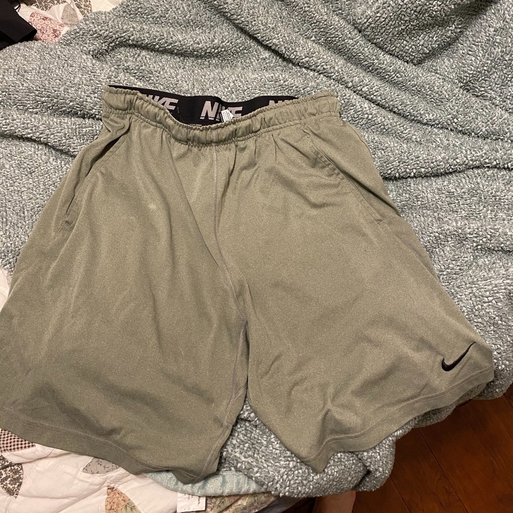 mens nike shorts